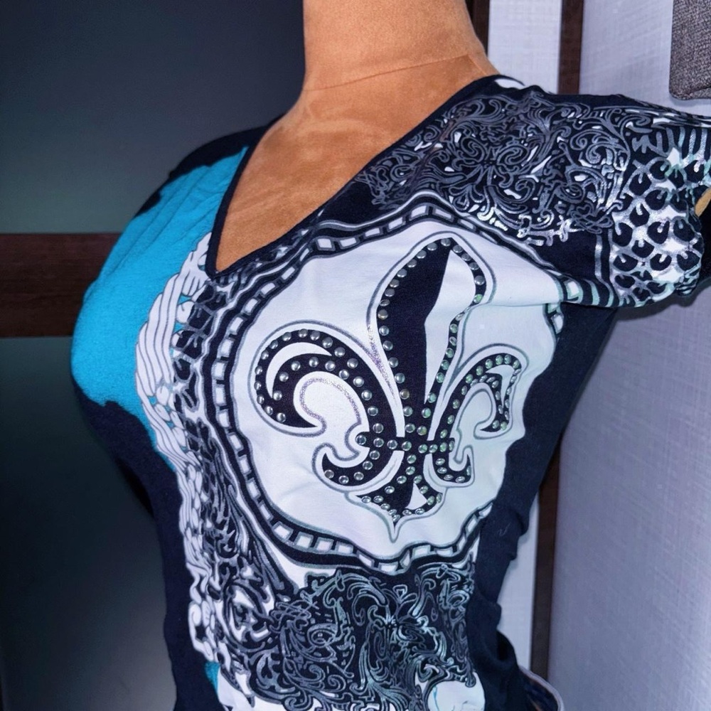 L DEREON Y2K Black & Turquoise Open Back Studded Top Size Large
